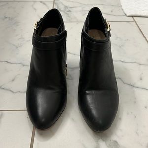 Black leather and suede booties Vince Camuto